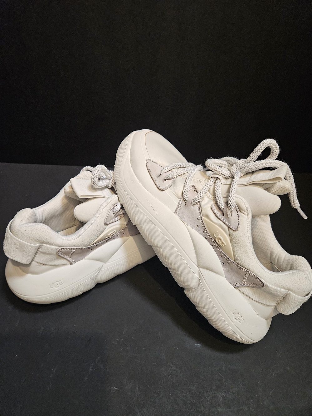 UGG LA Cloud Lace Sneakers Women's Lightweight Platform Shoes White Grey Sz 7 - Picture 16 of 17